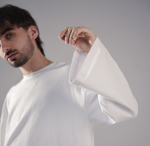 PARADOX LONGSLEEVE s01e01 / WHITE